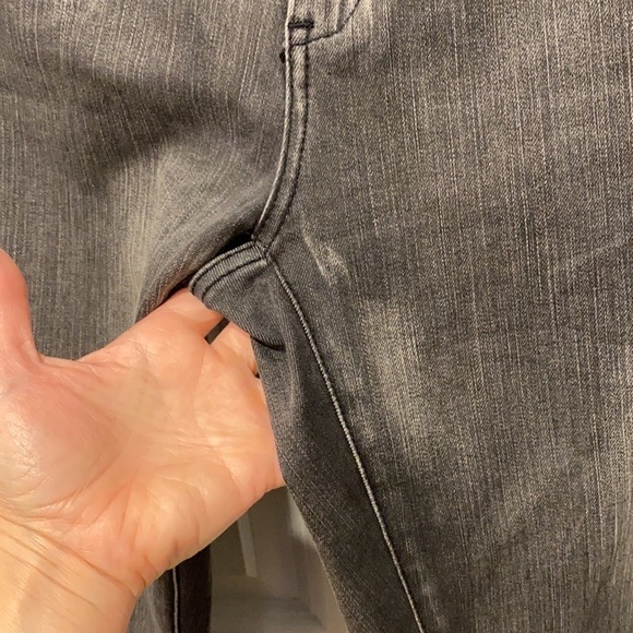 Blank NYC Skinny Classique New! - Picture 8 of 15